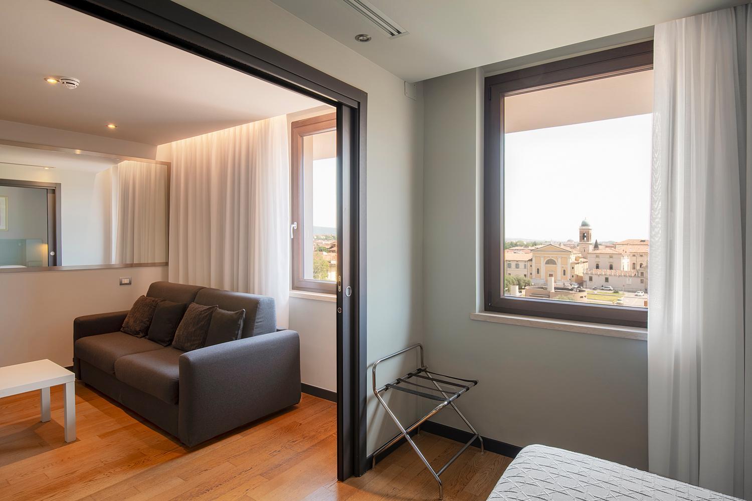Hotel Verona Esterno foto