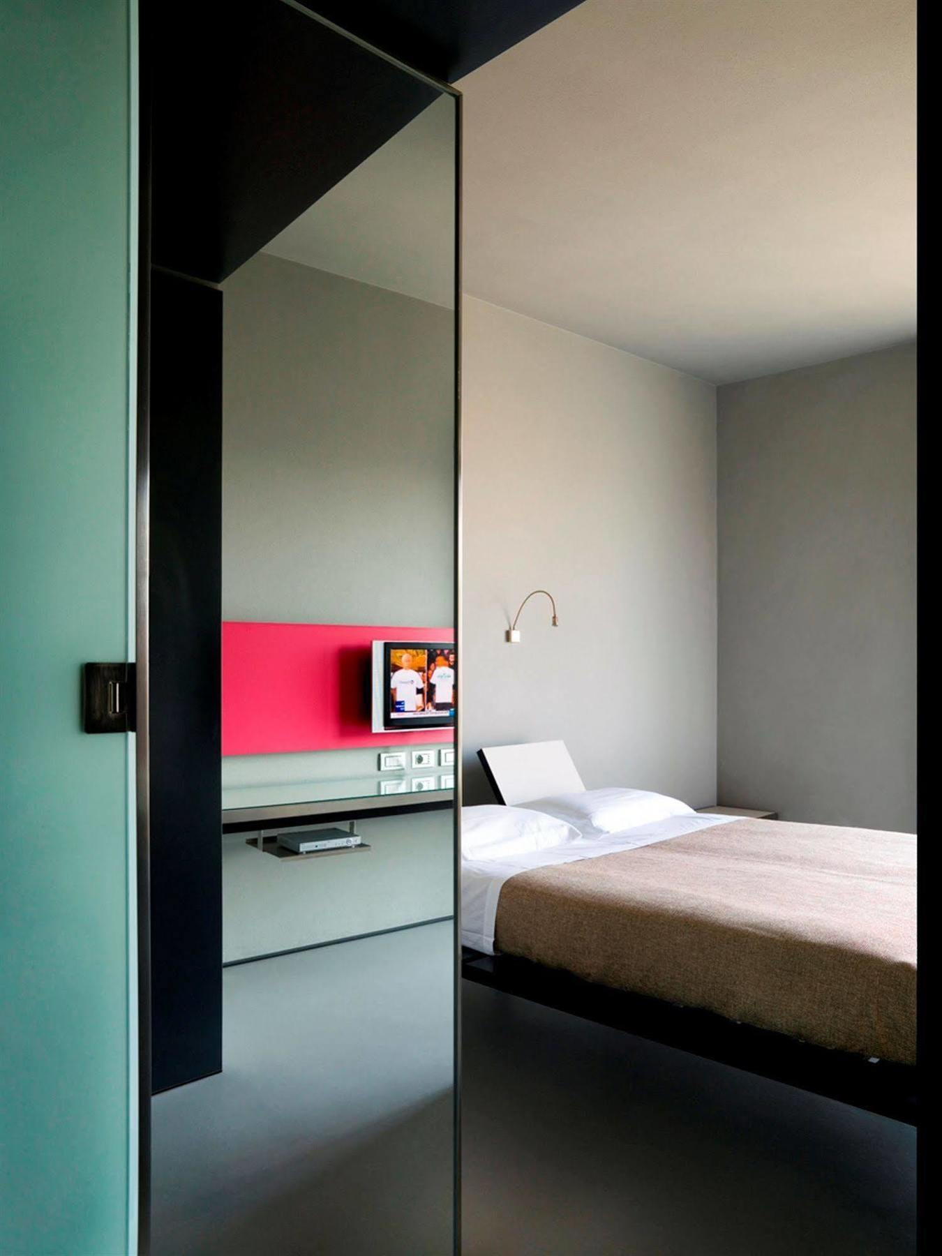 Hotel Verona Esterno foto